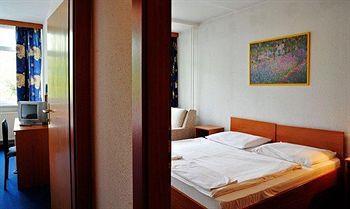 Romai Hotel Budapest Esterno foto