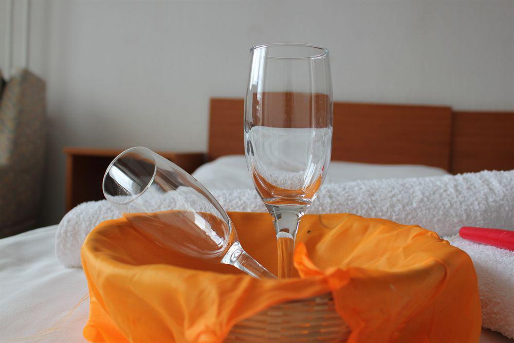 Romai Hotel Budapest Esterno foto